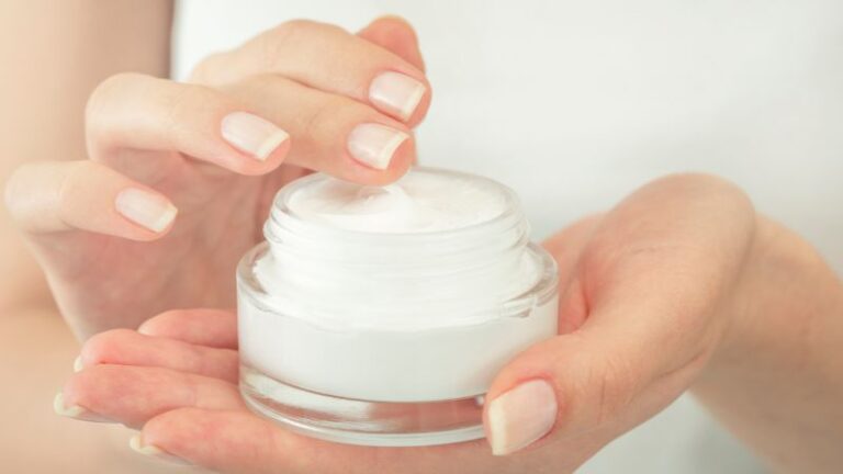 10 Best Moisturizers for Dry Skin: Say Goodbye to Flaky Skin!
