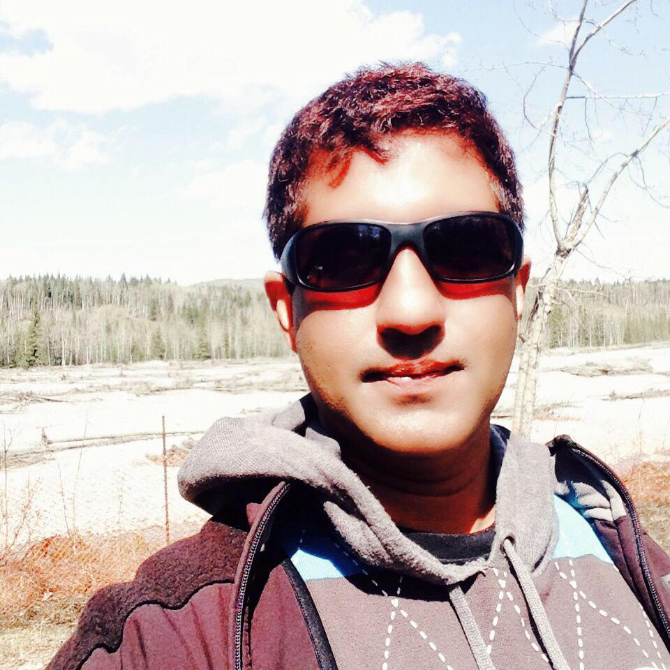 Portrait of Esrazur Rahman, product reviewer and pet enthusiast at AhemBeauty